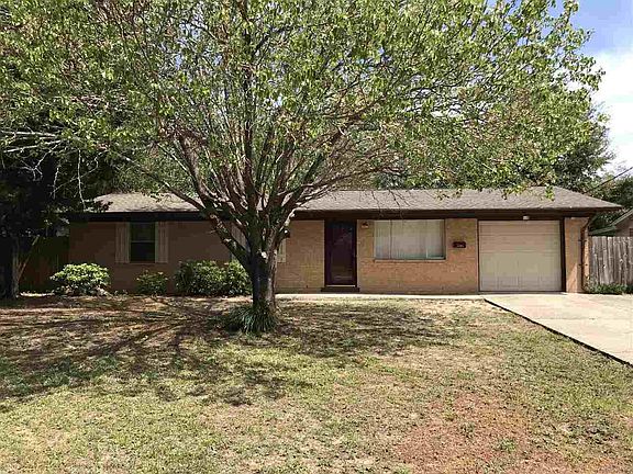 3rd image of 3160 Newton Dr