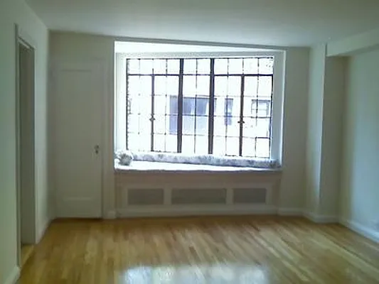 Rented by Halstead Real Estate | media 2