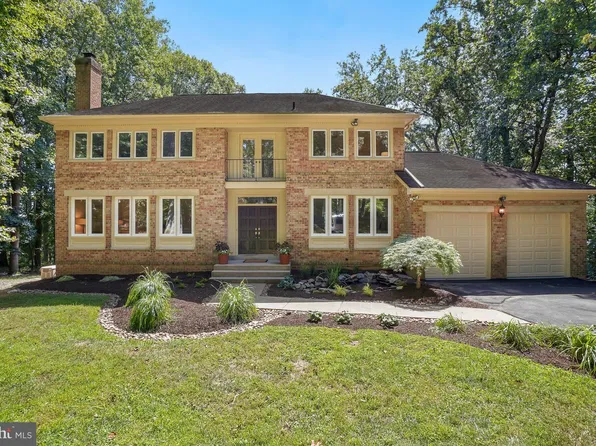 6700 Bonaventure Ct, Bethesda, MD 20817