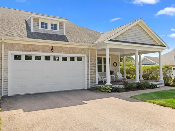 182 Rebels Way, Portsmouth, RI 02871