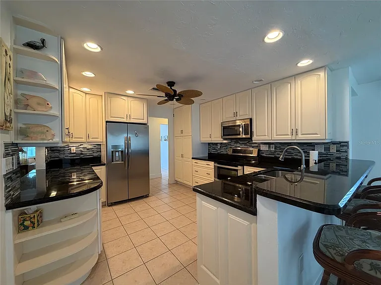 732 Santa Margerita Ln — Photo 8