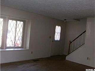 3rd image of 165 Ault St