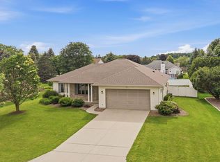 712 Ash CIRCLE, Plymouth, WI 53073