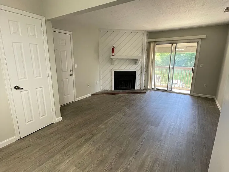 Ironwood Apartments — Photo 5
