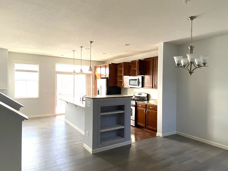 11275 Sand Castle Dr #E — Photo 2