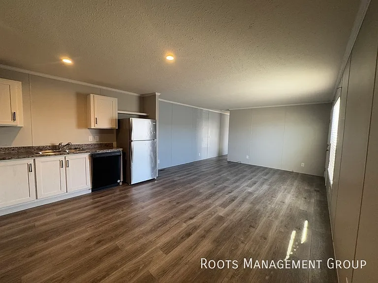 122 Safari Dr #122S — Photo 16