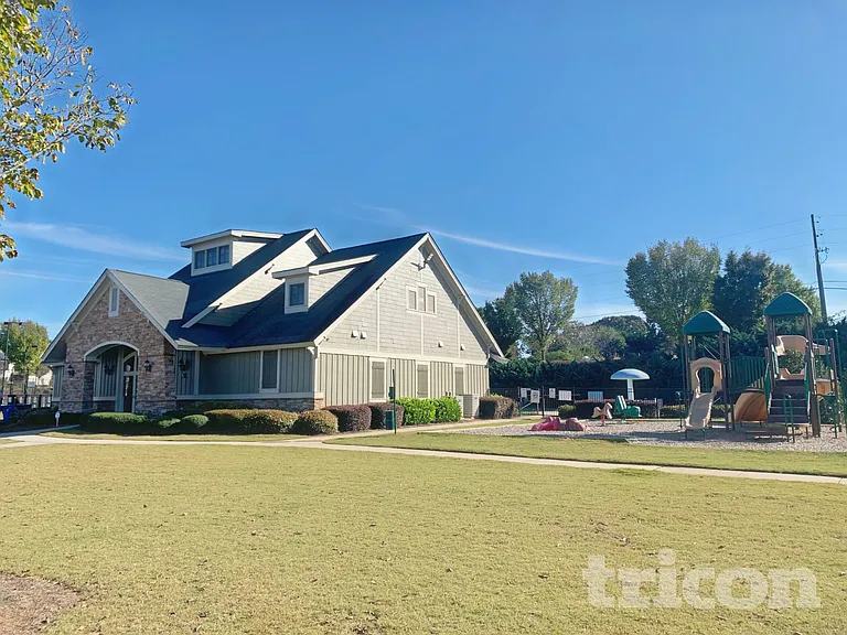 1566 Charcoal Ives Rd — Photo 24