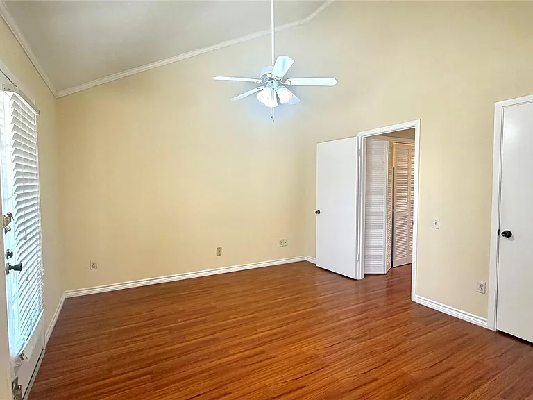 11710 Southlake Dr #16 — Photo 26