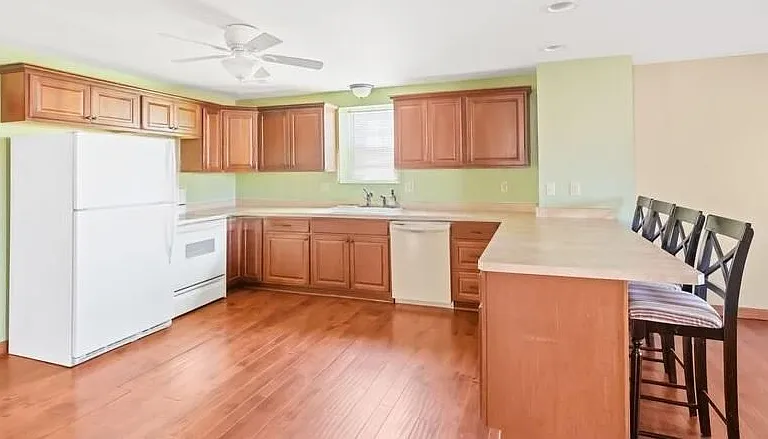 410 Pike St #3 — Photo 4