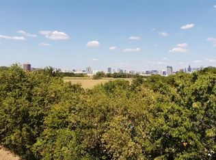3998 Vilbig Rd, Dallas, TX 75212