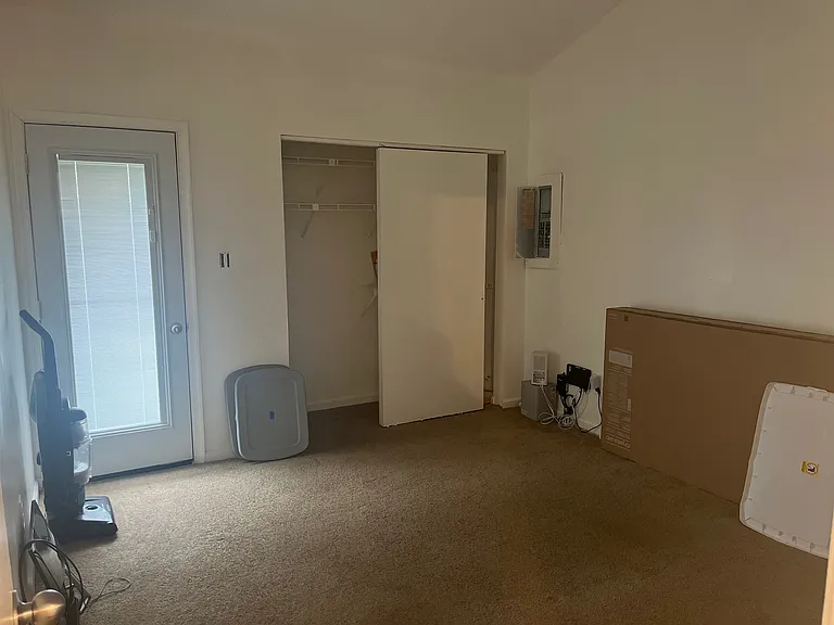 3522 Markham Ct — Photo 9