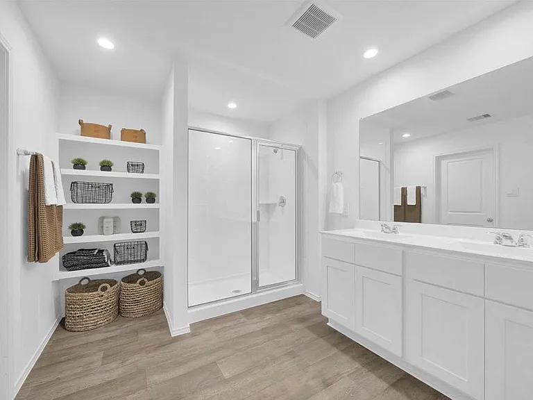 4214 Freya Pointe Dr — Photo 8