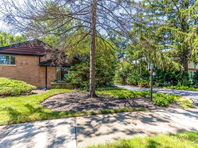 9320 Forestview Rd, Evanston, IL, 60203