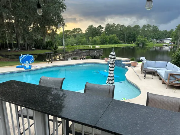 307 Doe Run Cir, Thomasville, GA 31757