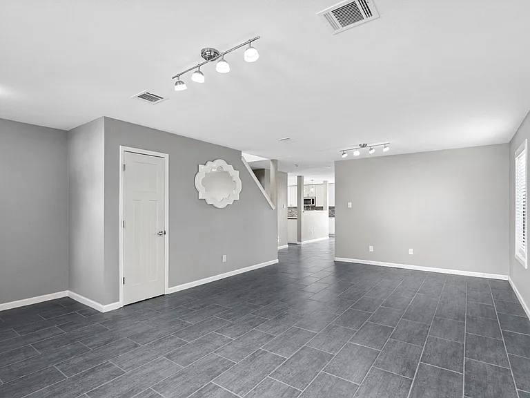5304 Los Altos Rd — Photo 4