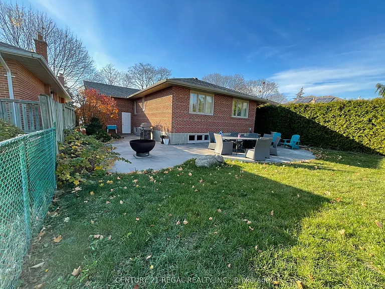18 Rowse Cres — Photo 16