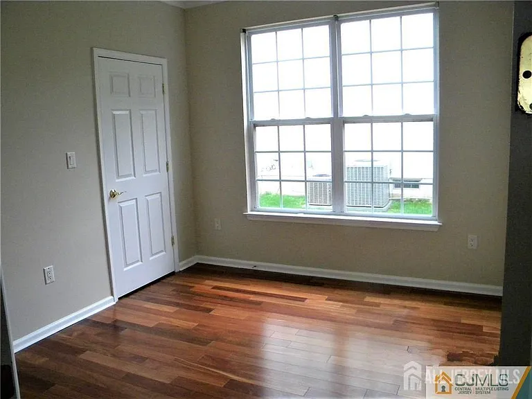 106 Sayreville Blvd S — Photo 9
