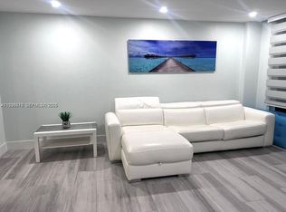 6917 Collins Ave APT 806, Miami Beach, FL 33141