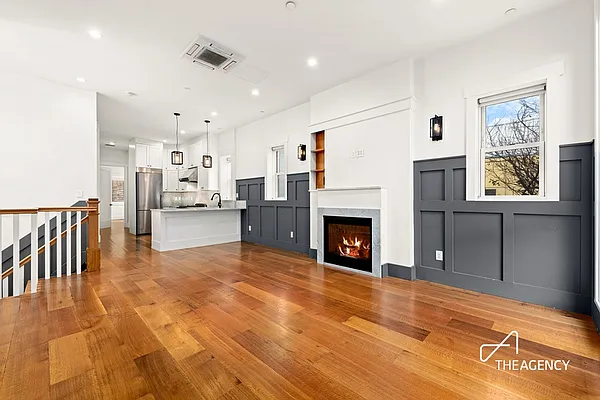 Rented by The Agency | media 11