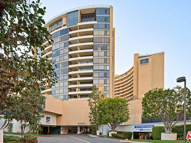4316 Marina City Dr #531 — Photo 27