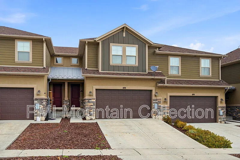 4 bed, 3.5 bath, 2202 sqft, $3,600 — Photo 1
