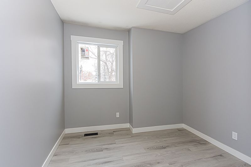 Edmonton Apartment for rent - 3 Bedrooms — photo 75