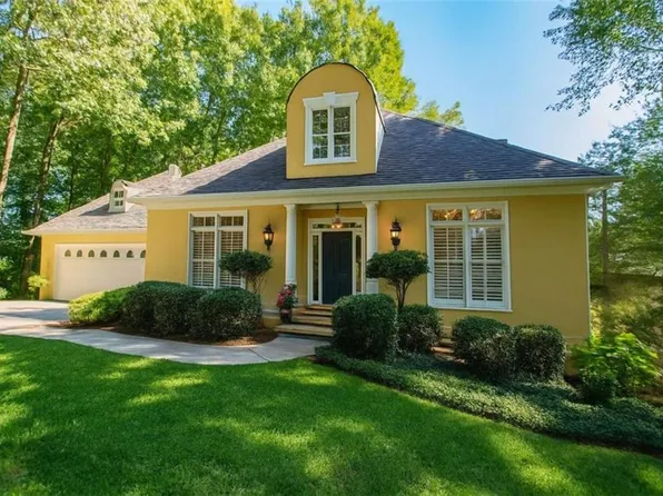 1187 Plantation Dr, Villa Rica, GA 30180