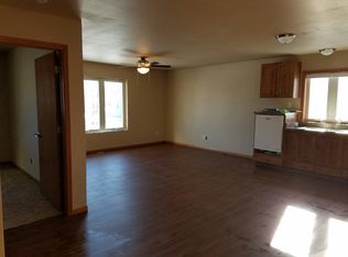 512 9th St APT 2, Sheldon, IA 51201