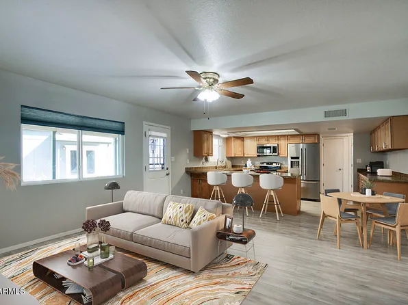 2902 E ESCONDIDO Avenue, Mesa, AZ 85204