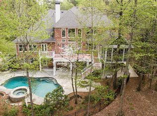 760 Barberry Dr, Milton, GA 30004