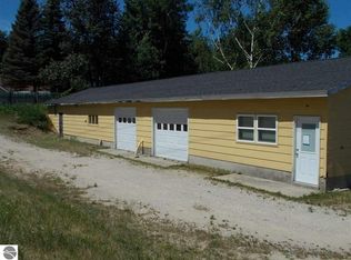 7166 Alden Hwy, Bellaire, MI 49615