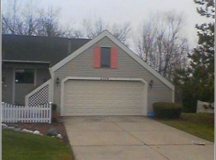 2574 Bridgeport Ln SE, Kentwood, MI 49508