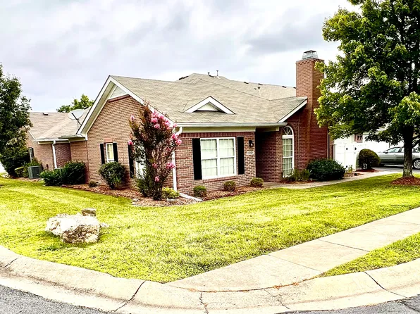 11001 Cambridge Commons Dr, Louisville, KY 40291