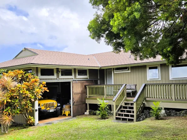 94-1388 Kaulua Cir, Naalehu, HI 96772