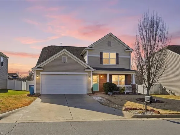 730 Traveller Dr, Whitsett, NC 27377