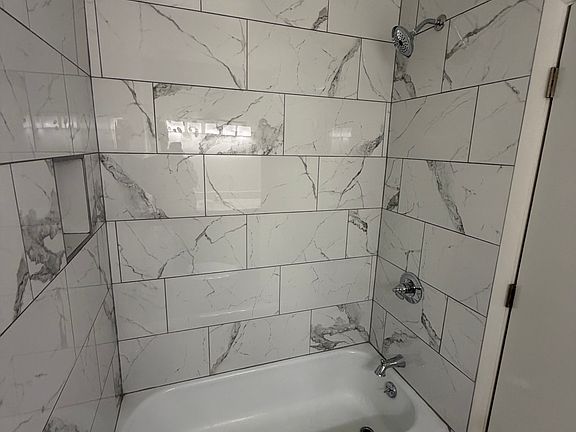 3rd image of 1900 Richard Jones Rd APT C204
