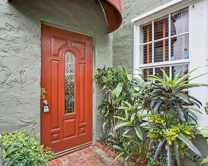 616 Upland Rd — Photo 2