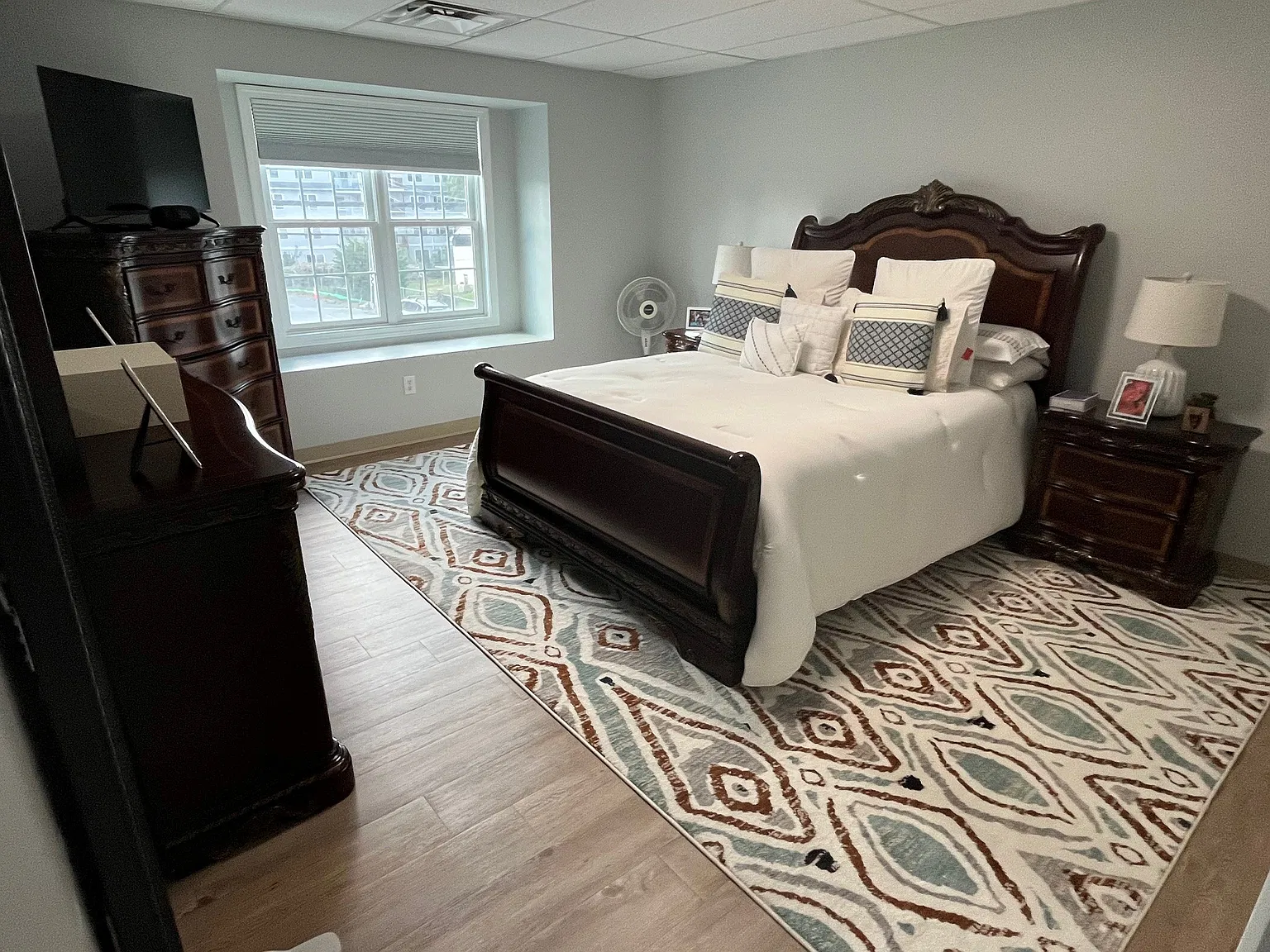 1 bed, 725 sqft, $1,950 — Photo 3