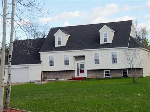 415 Brand Hollow Rd, Peru, NY 12972