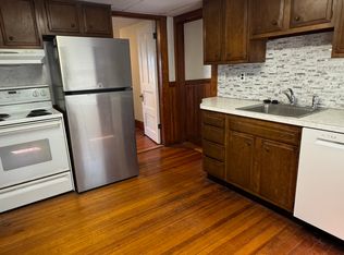 27 Abbott St, Newton Upper Falls, MA 02464