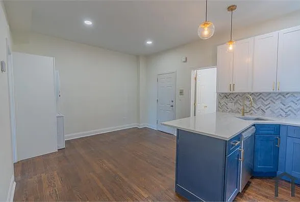 641 N 15th St #5 — Photo 8
