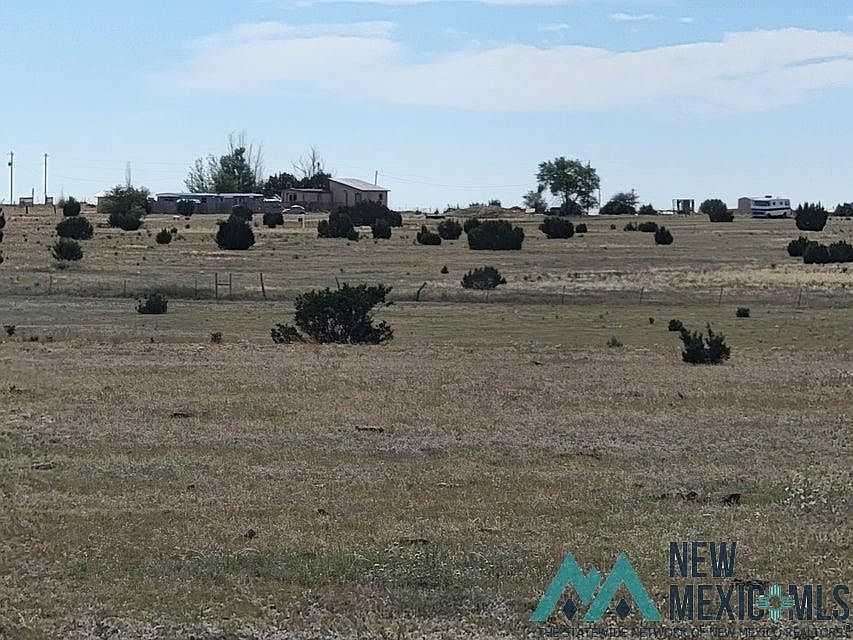 2nd image of 479 Lexco Rd