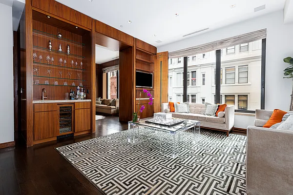 Rented by Douglas Elliman | media 21