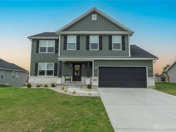 113 Union Crossing Dr, Carlisle, OH 45005