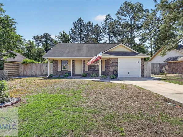 722 Timber Ridge Trl, Hinesville, GA 31313