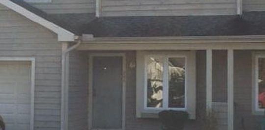 2nd image of 208 Lakeside Dr