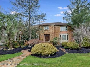 15 Eli Cir, Morganville, NJ 07751