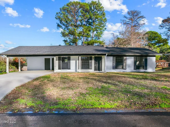 502 Terri Ln, Pearl, MS 39208