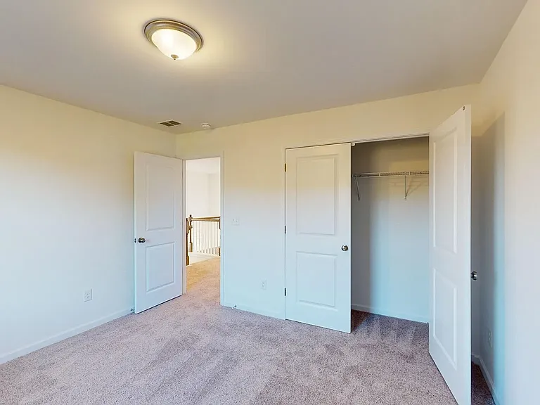 2117 Clifton Rd — Photo 9