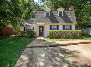 2009 Douglas McArthur Dr, Starkville, MS 39759